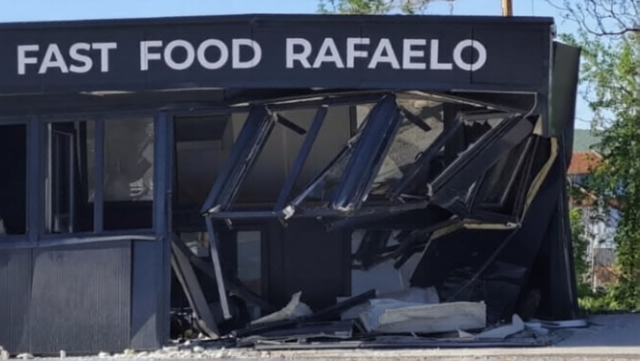 InShot_20260426_110022861-2048x1151-ezremove